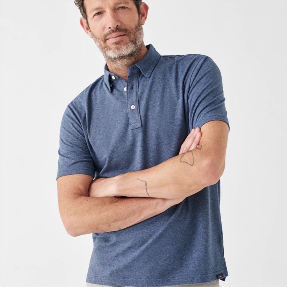 Faherty heathered blue polo L